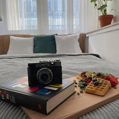 Apartment Oomph Modern With Balcony Warschau