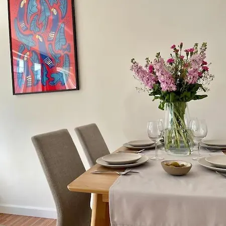 Oomph Modern With Balcony ורשה